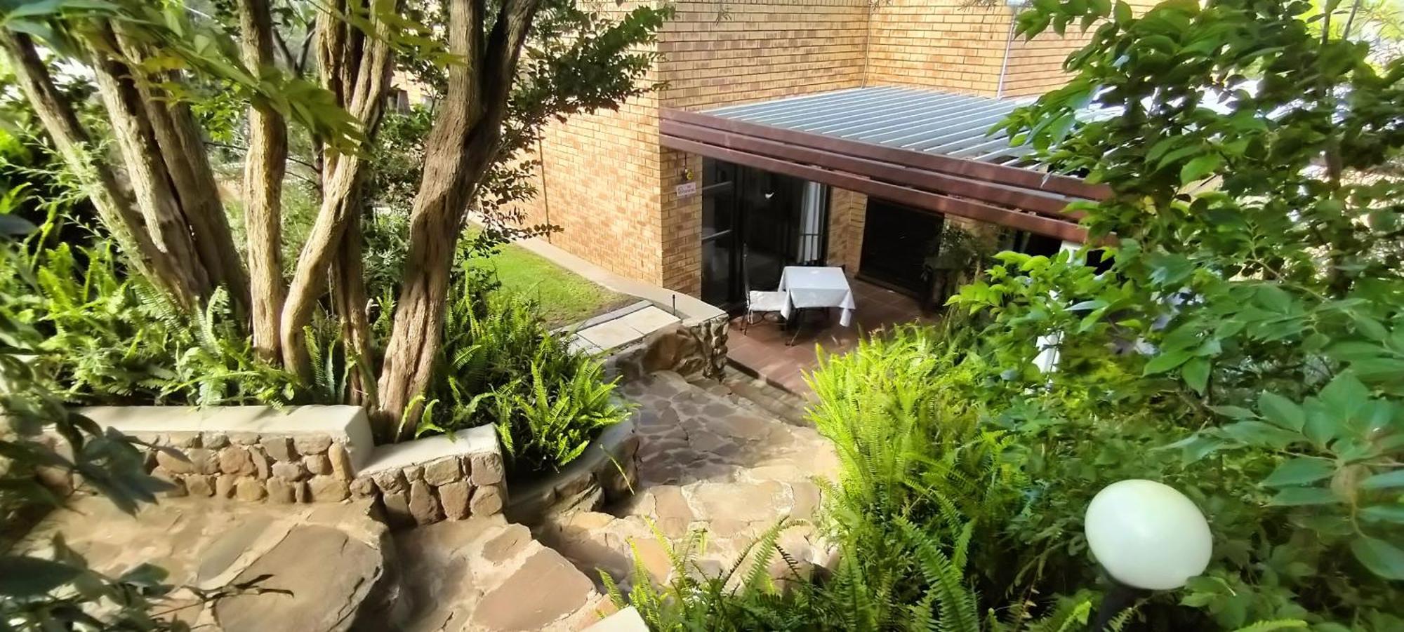 Mountain Gem Bed and Breakfast Bloemfontein Exteriör bild